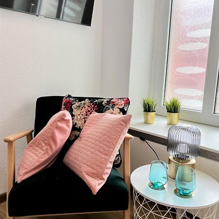 Zentrales Apartment Am Hafen Inklusive Netflix! Emden Exterior photo